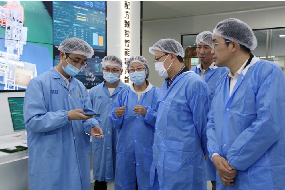 yli13AHo2yMr2MOq5J4ha