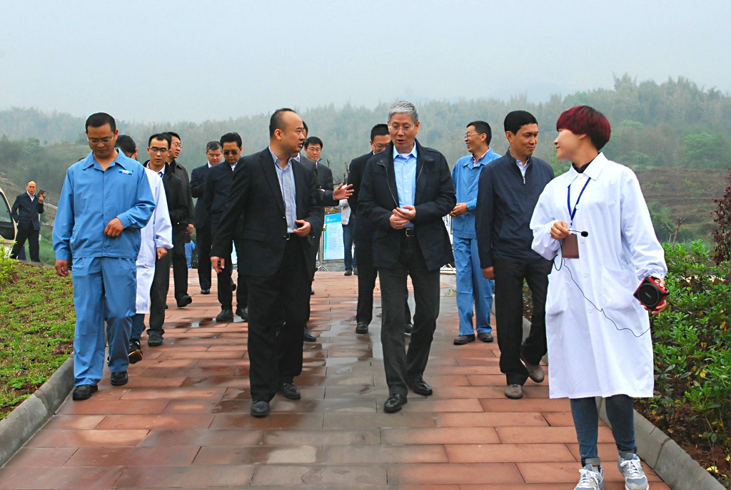 傅董调研种子种苗基地（华润集团用）